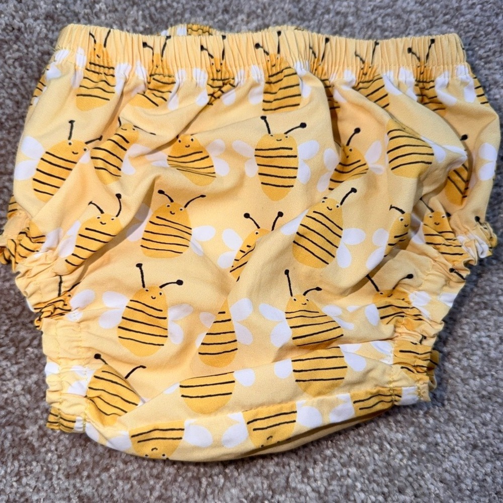 Pottery Barn Kids Yellow Honeybee Diaper Cover Bloomers 6-12M Nylon Bumblebee